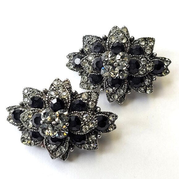 Black and Silver Tone Clip Ons - Picture 1 of 4